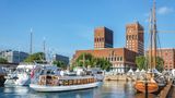 Oslo mit Rathaus
