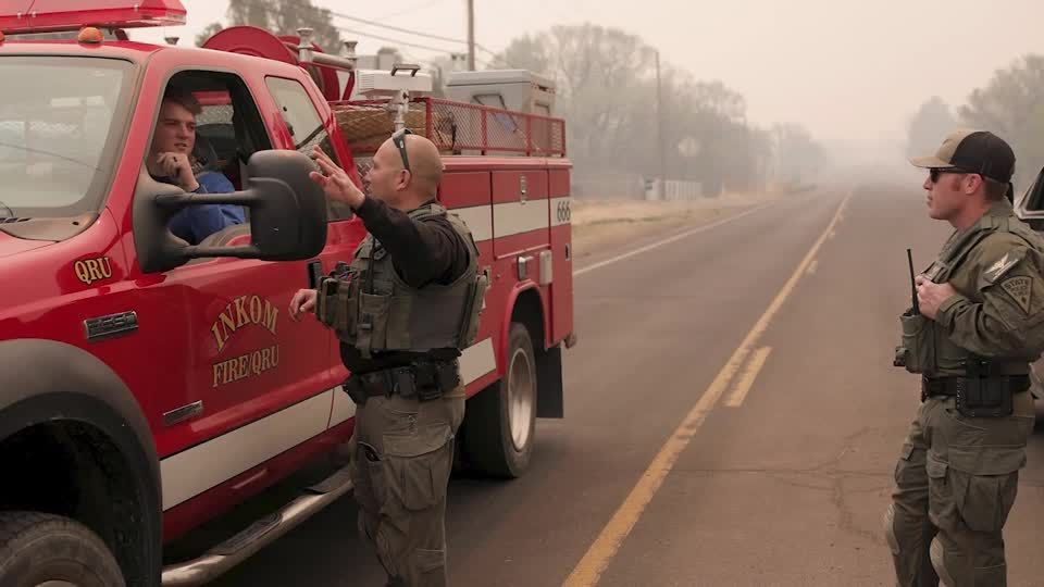 New Mexico: Extreme Brände bedrohen Menschen, Häuser und Wälder bei Santa Fe New Mexico: Extreme Brände bedrohen Menschen, Häuser und Wälder bei Santa Fe