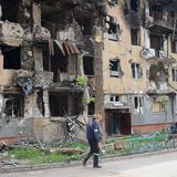 Zerstörtes Wohnhaus in Mariupol