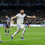 Im Rückspiel gerät Real zunächst mit 0:1 in Rückstand, muss also zwei Tore erzielen, um überhaupt in die Verlängerung zu kommen. Die Verlängerung fällt auch flach, aber nicht, weil Real am Ende ist, sondern weil Karim Benzema die Madrilenen mit einem Hattrick auf wundersame Weise wieder auferstehen lässt. Real gewinnt 3:1 und zieht ins Viertelfinale ein.