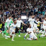 ... zieht ins Finale von Paris ein, wo die Mannschaft von Trainer Carlo Ancelotti auf den FC Liverpool und Jürgen Klopp trifft.