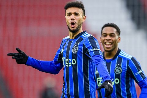 NOUSSAIR MAZRAOUI AJAX