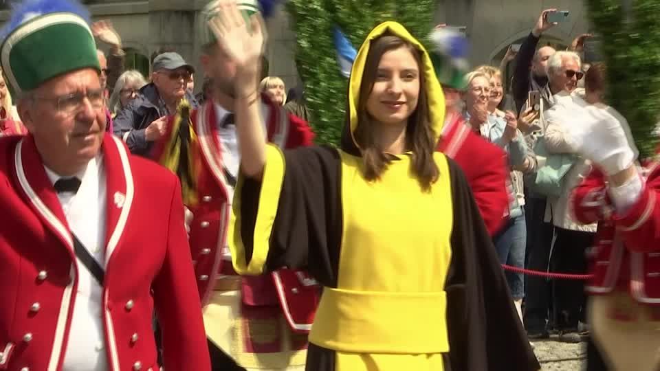 Video: Die "Schäffler" tanzen wieder Video: Die "Schäffler" tanzen wieder