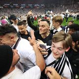 Fingerzeig auf Filip Kostic, den Frankfurter Linksaußen