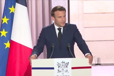 Neuer, alter Präsident: "Frankreich radikal umgestalten": Macron kündigt zum Amtsantritt eine neue Ära an