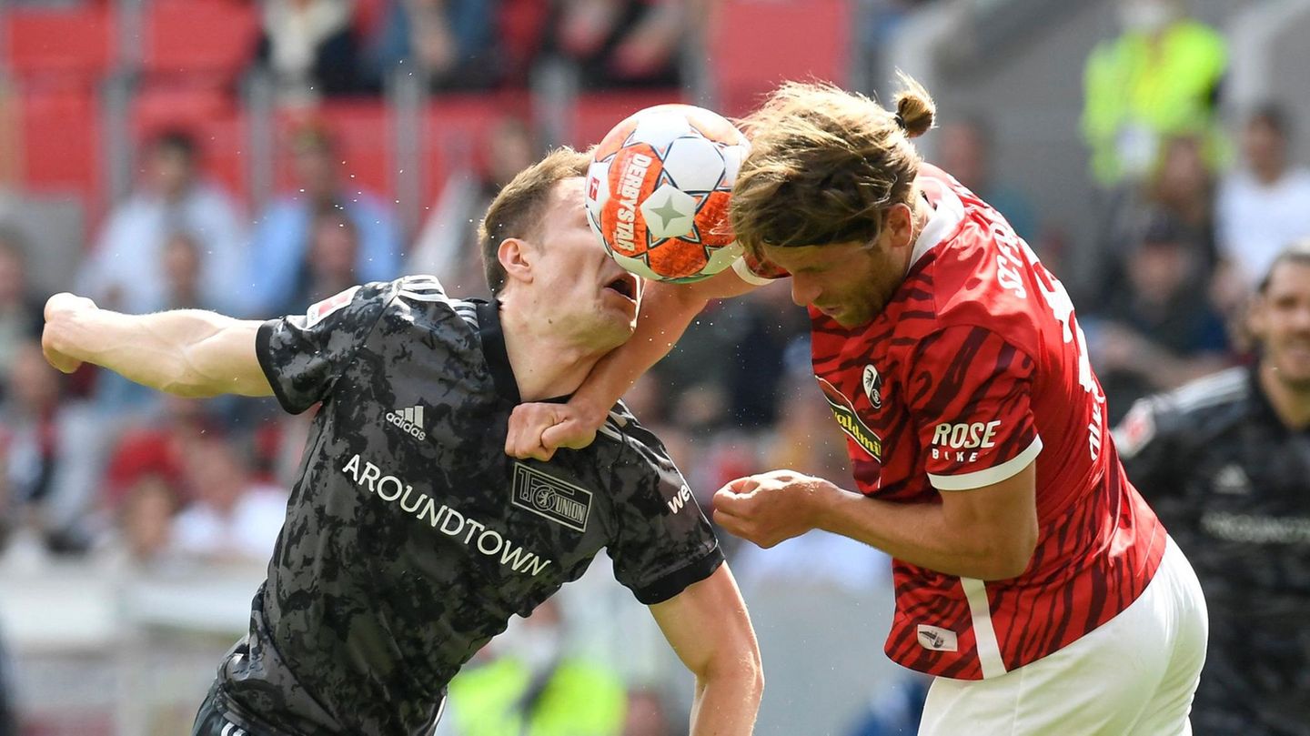 Entgleitet dem SC Freiburg etwa doch noch die Champions League? Die Badener haben gegen Union Berlin eine empfindliche Niederlage einstecken müssen: 1:4 verlor die Elf von Christian Streich zu Hause. Die Entscheidung wer nächste Saison wo in Europa spielt fällt erst am 34. Spieltag.