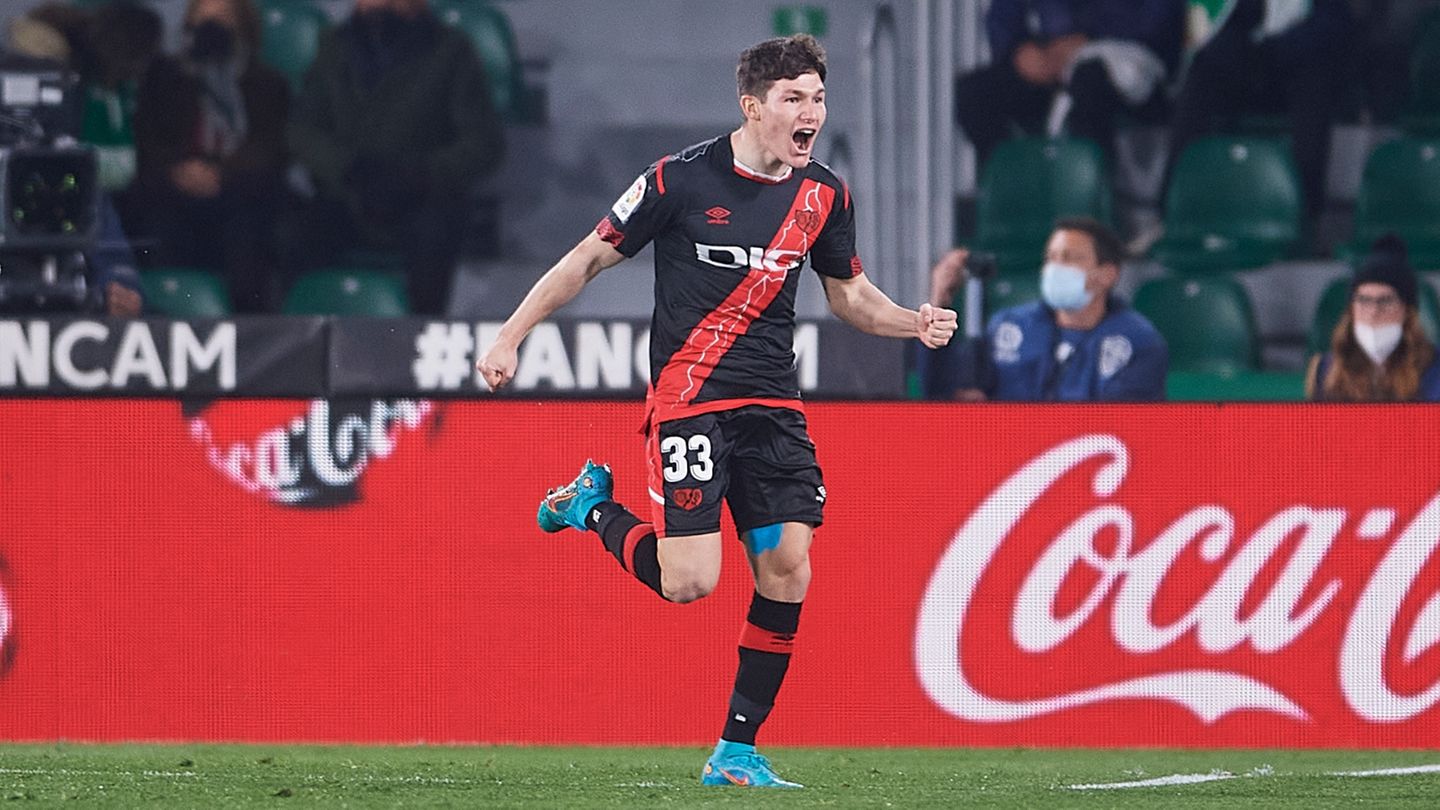 Real Madrid may be considering Fran Garcia’s return