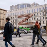 Das "Z" auf dem Theater Tabakow in Moskau