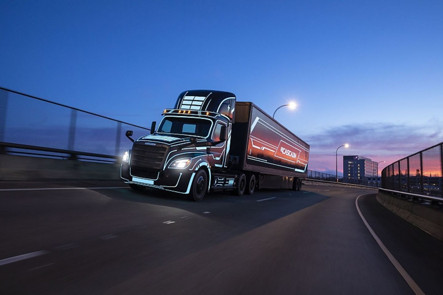 Freightliner eCascada