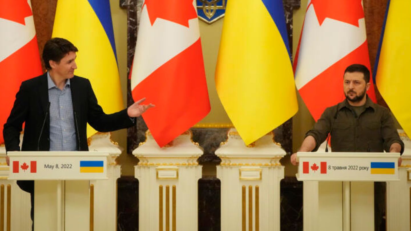 Premier Justin Trudeau (l.) und Präsident Selenskyj Premier Justin Trudeau (l.) und Präsident Selenskyj