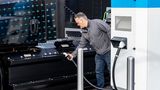 Die Batterien haben eine Kapazität von 194 Kilowattstunden, 291 
kWh oder 438 kWh