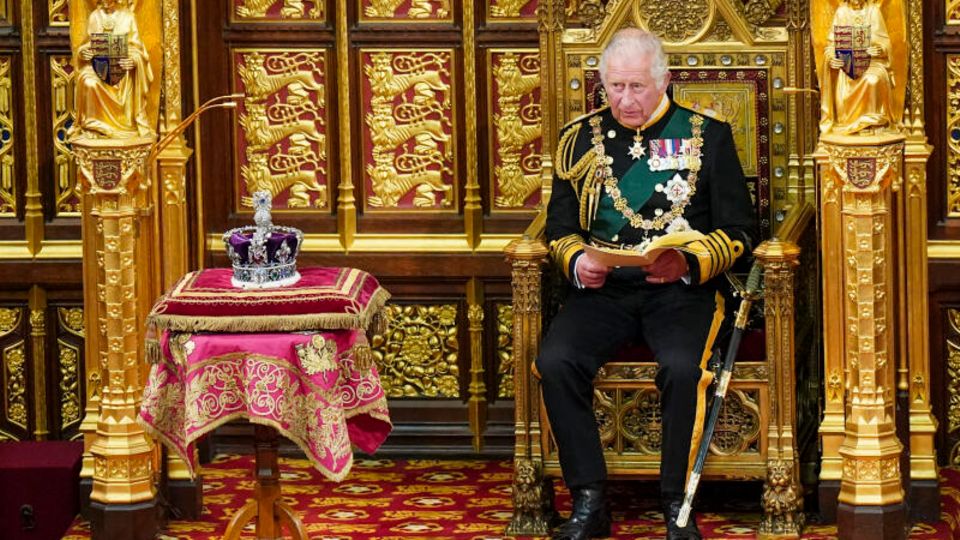 Prinz Charles verlas das Programm der Regierung für die kommende Sitzungsperiode Prinz Charles verlas das Programm der Regierung für die kommende Sitzungsperiode