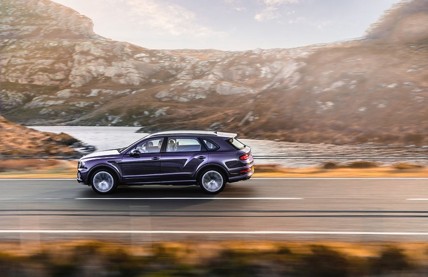 Bentley Bentayga LWB 2023