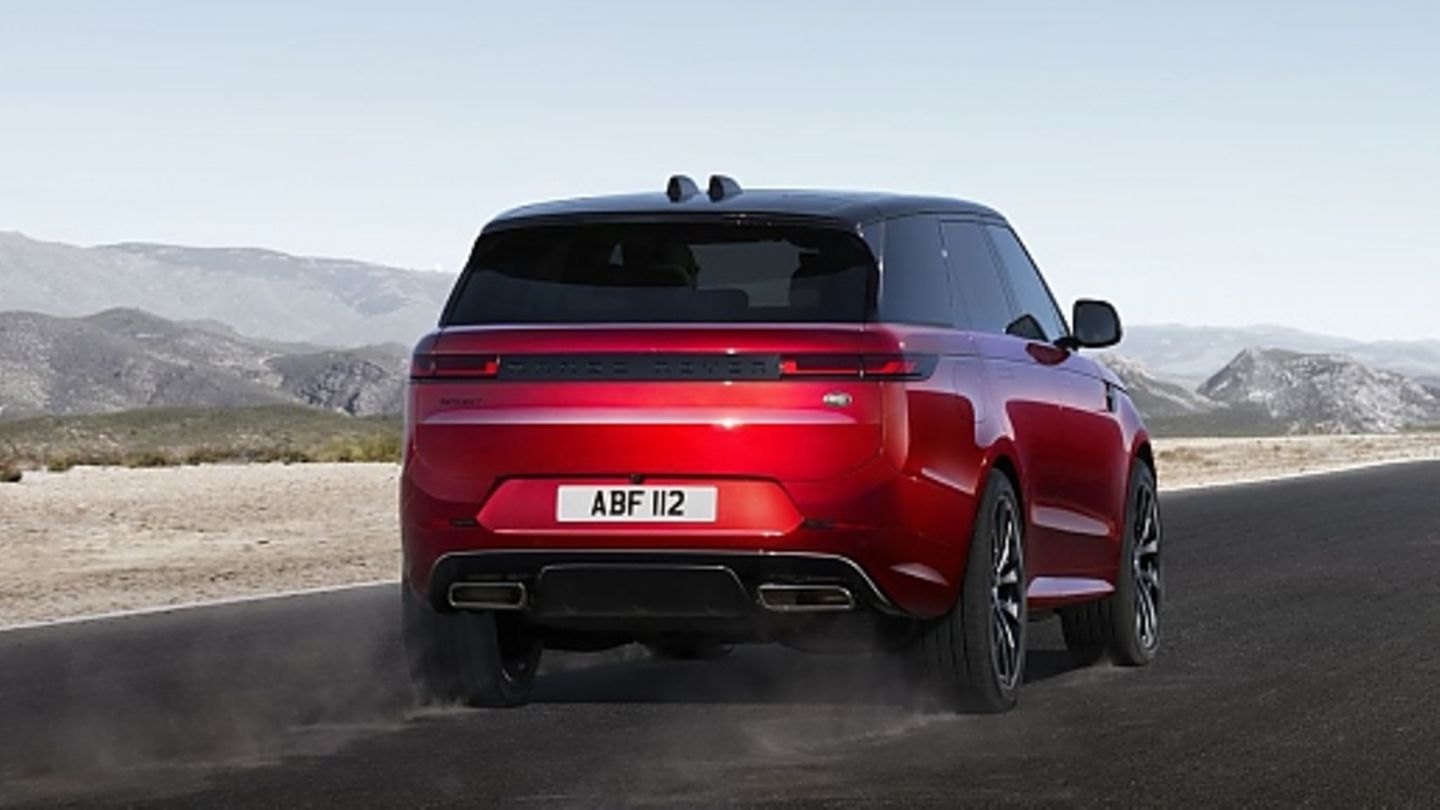 Launch of the Range Rover Sport: arsonist