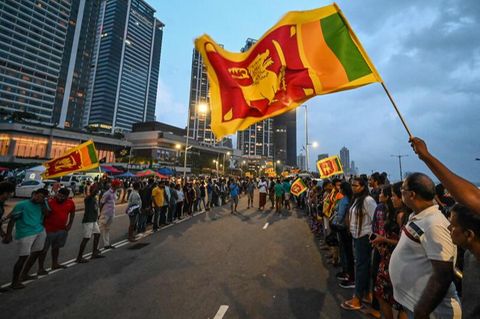 Anti_Regierungs-Demonstranten in Colombo
