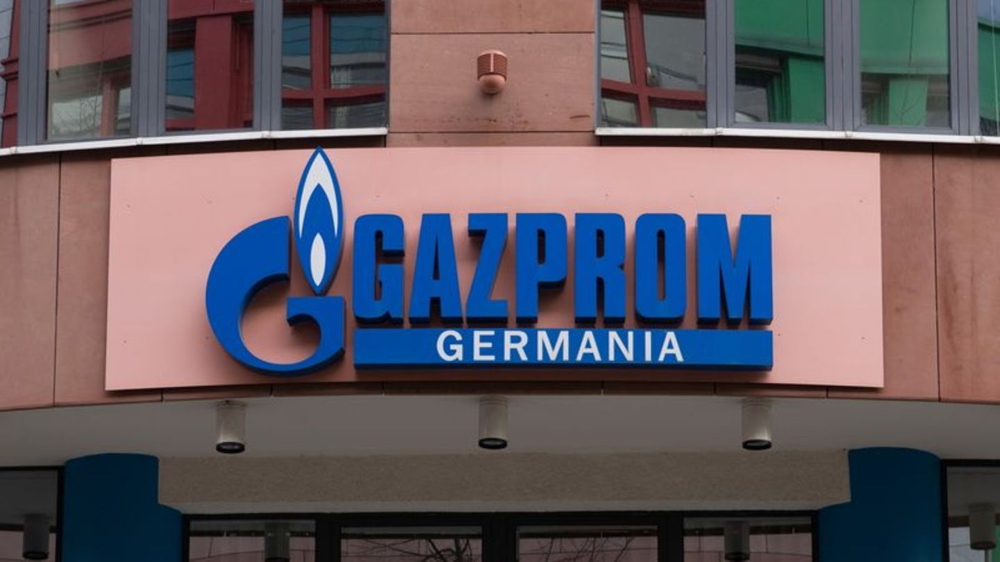 Counter-sanctions: Moscow bans transactions with Gazprom subsidiaries abroad