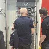 Auf der Power2Drive 2022 geht es handfest zu