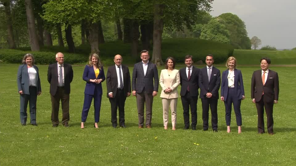 Video: Kuleba bittet bei G7-Außenministertreffen um mehr Waffen Video: Kuleba bittet bei G7-Außenministertreffen um mehr Waffen