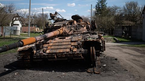Zerstörter Panzer in der Ukraine