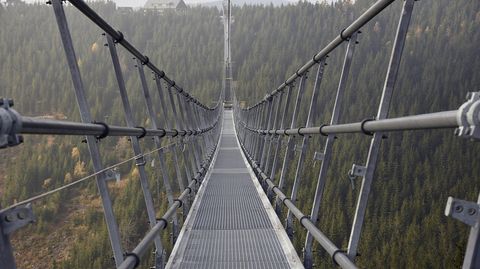 Die Hängebrücke in Tschechien ist 712 Meter lang