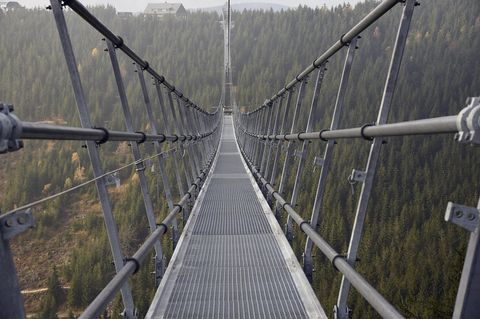 Die Hängebrücke in Tschechien ist 712 Meter lang
