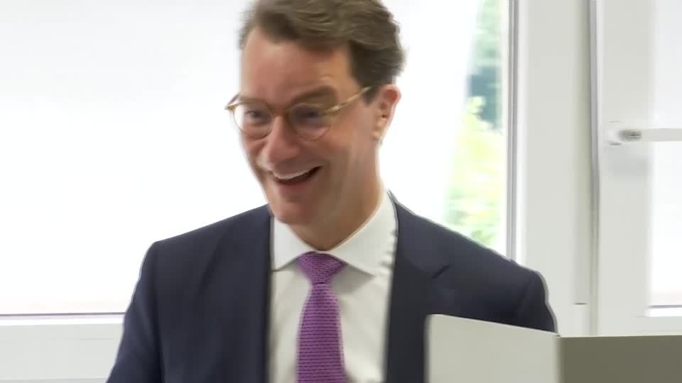 Video: Startschuss für NRW-Landtagswahl  -  Größter Stimmungstest 2022