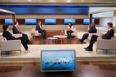 Die Talk-Runde bei Anne Will