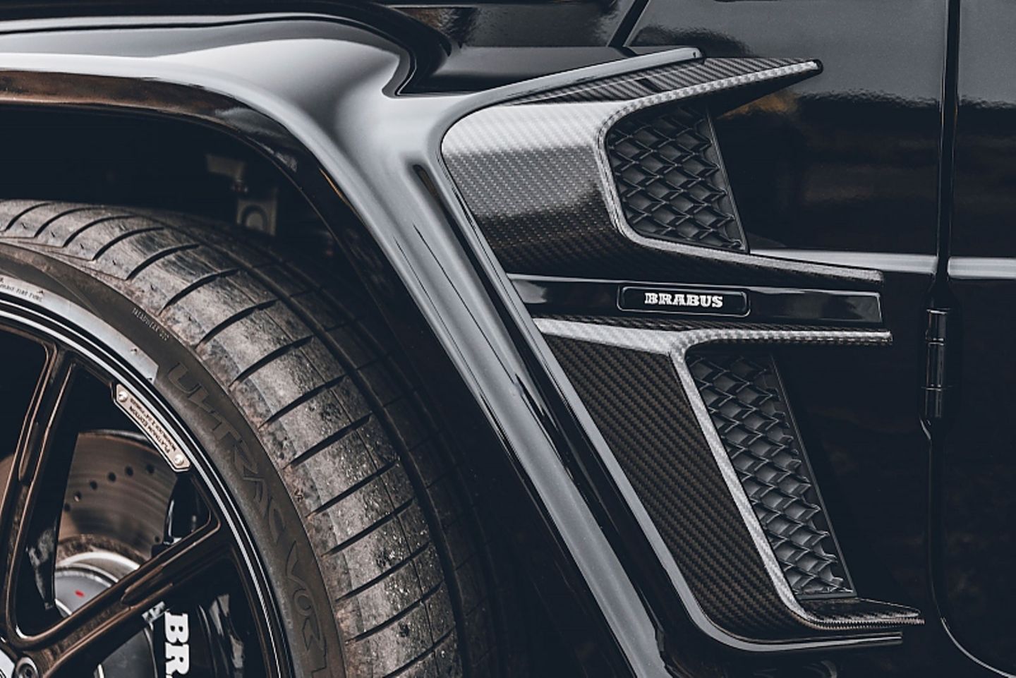 Brabus 900 Rocket Edition
