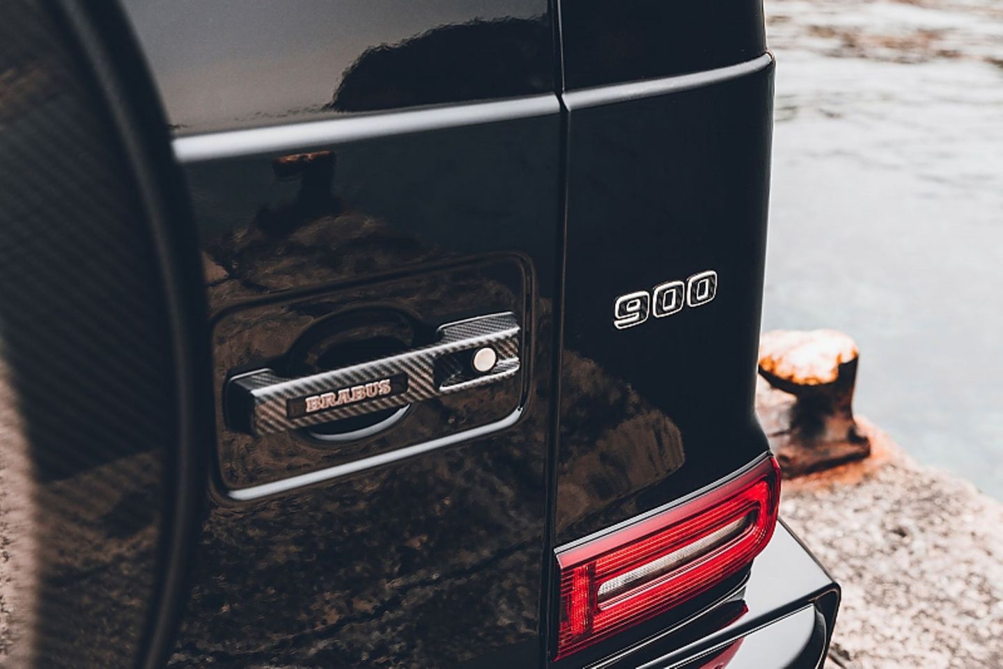Brabus 900 Rocket Edition