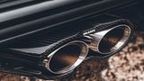 Die Sidepipes der Brabus 900 Rocket Edition