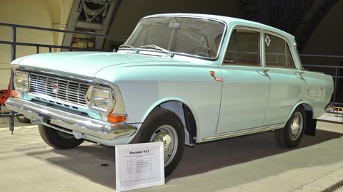 Der Glanz der UdSSR – ein Moskwitsch 412. Er wurde in den 1960er entworfen.