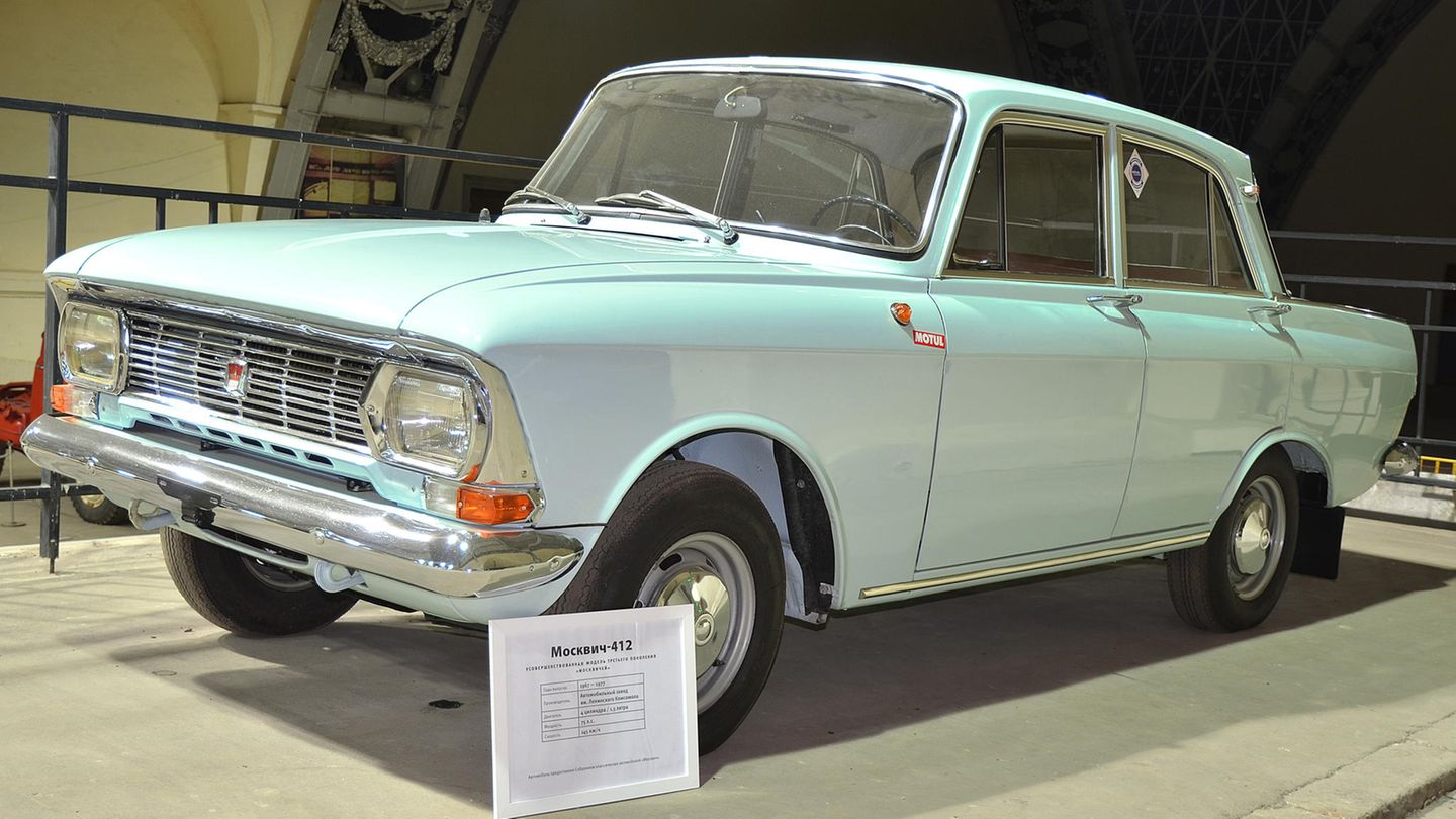 Der Glanz der UdSSR – ein Moskwitsch 412. Er wurde in den 1960er entworfen.