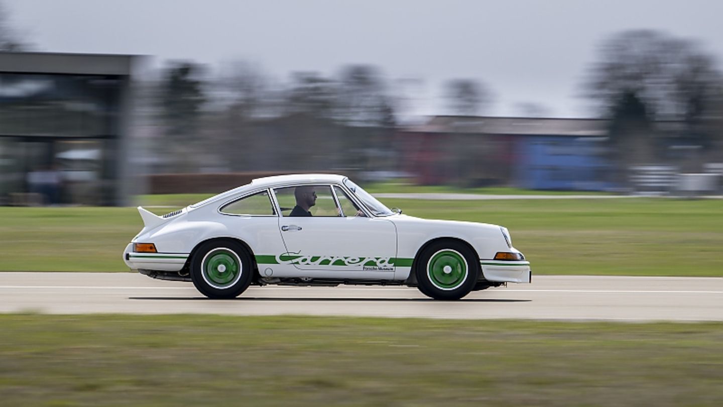 Porsche 911 Carrera RS 2.7