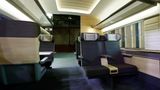 Die neuen Sitze werden angeblich nicht so hart wie im ICE4, der vor einigen Jahren eingeführt wurde. Die musste die Bahn nach heftiger Kritik von Kunden wieder austauschen.