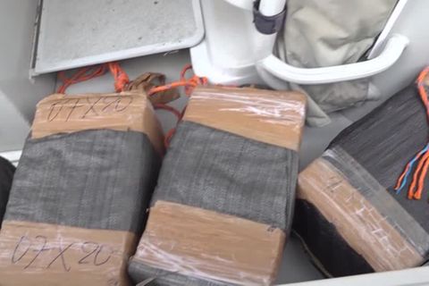 Video: El Salvador: Drogenfund im Halbtaucherboot