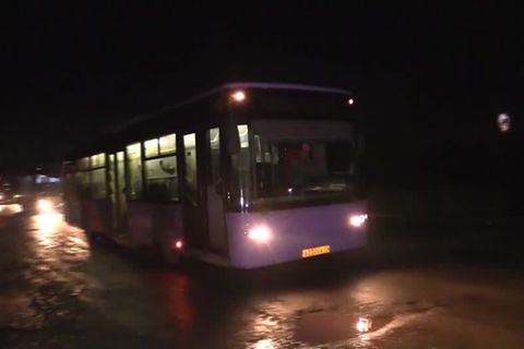 Video: Neue Evakuierungen aus Azovstal