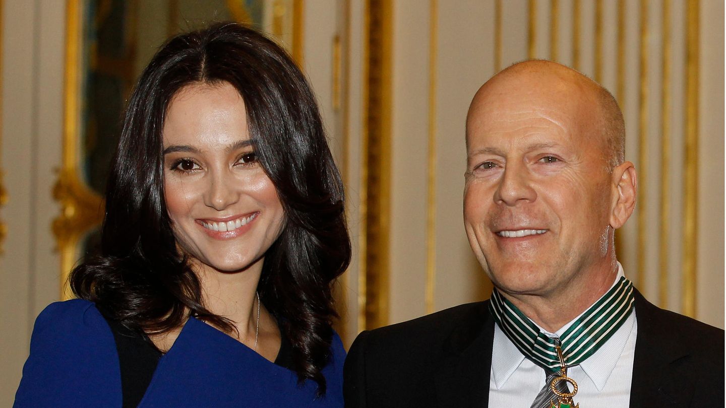 Bruce Willis: Wife Emma worries about her own health