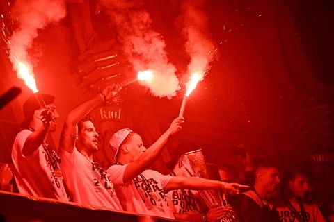 ONLY GERMANY Goncalo Paciencia Aymen Barkok Eintracht Frankfurt 2022