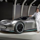 Mercedes Chefdesigner Gorden Wagener mit dem Vision AMG