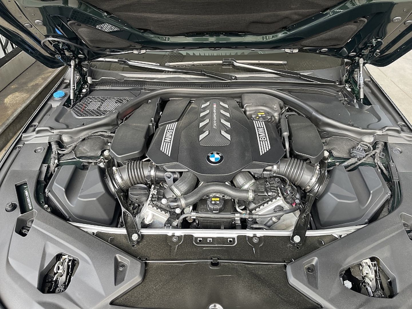 BMW M 850i xDrive Cabrio