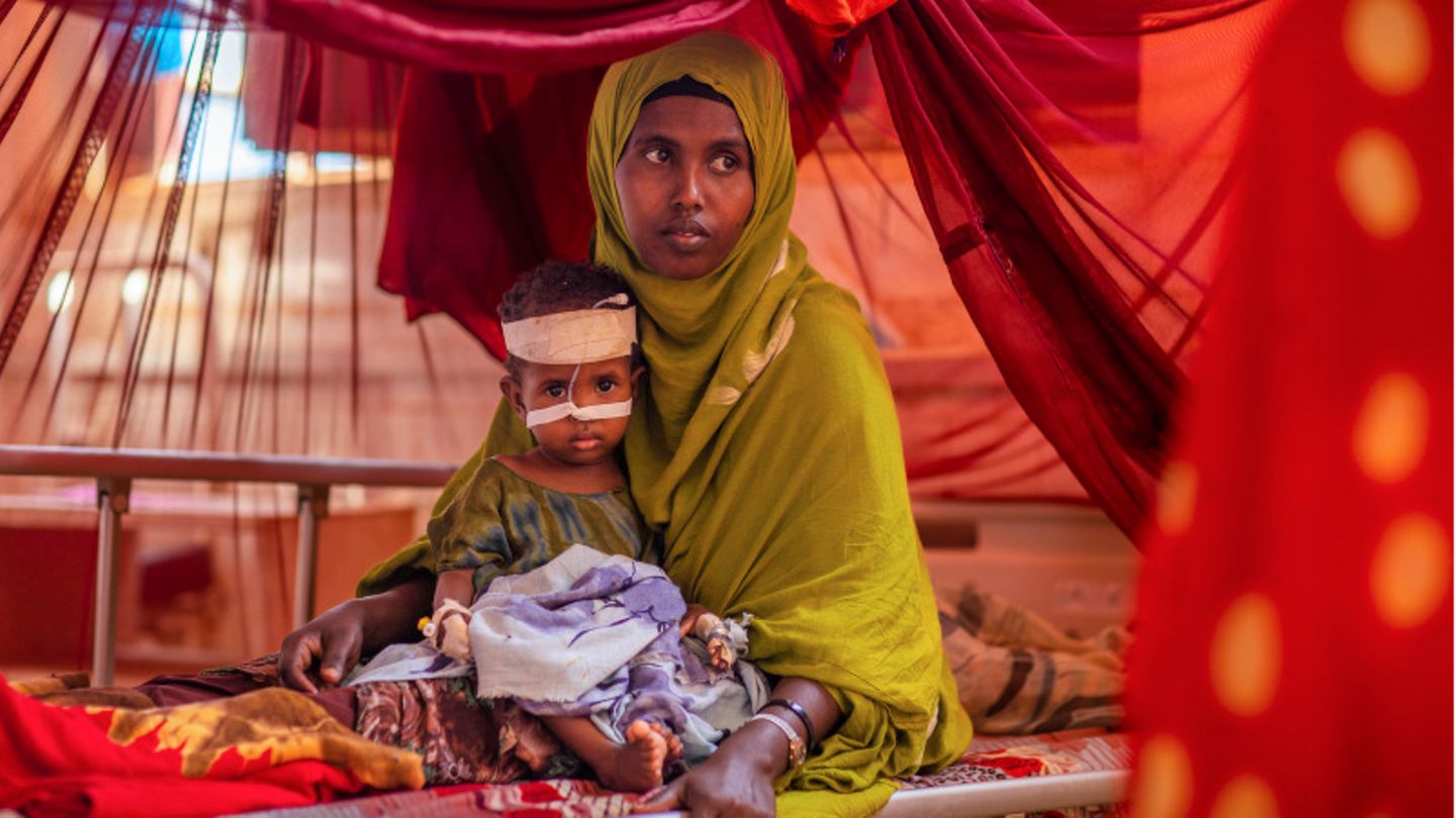 UN refugee agency: 100 million people are fleeing violence