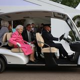 Queen Elizabeth lässt sich im Premium-Buggy chauffieren