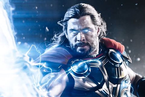 "Thor: Love and Thunder" – Neuer Trailer zeigt Action, den neuen Schurken und nackte Tatsachen