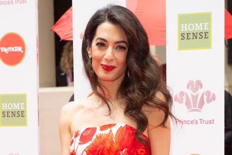 "Prince's Trust Awards": Party in London: Prinz Charles zwischen Amal Clooney und "Bridgerton"-Stars