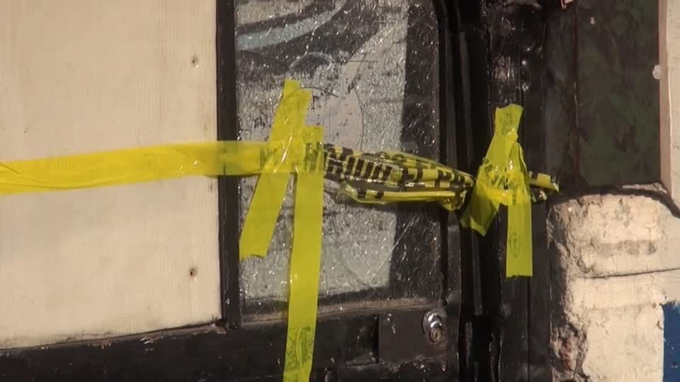 Video: Mexiko: Mindestens 11 Tote nach Schüssen in Bars Video: Mexiko: Mindestens 11 Tote nach Schüssen in Bars
