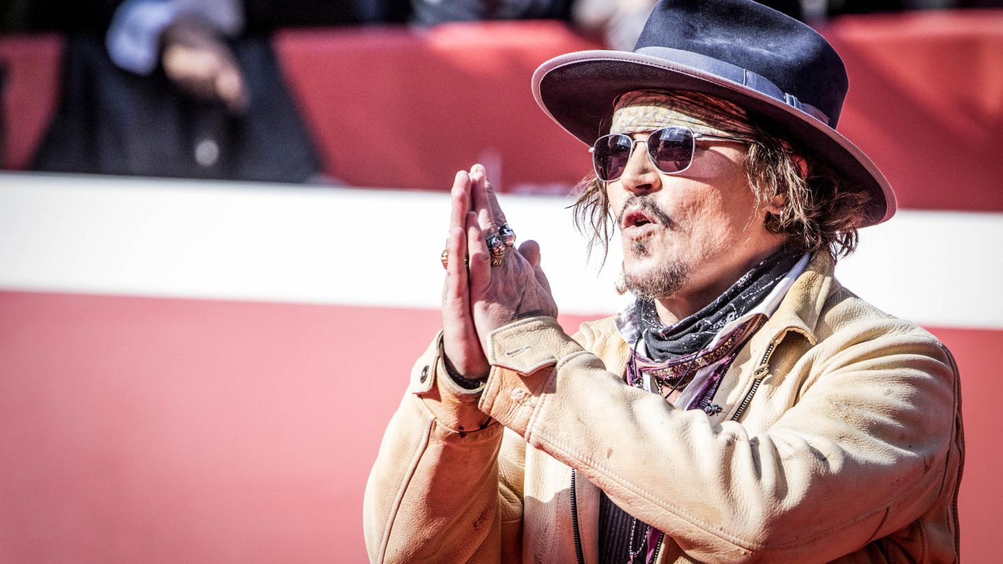 Johnny Depp Vor Gericht Sieben Skurrile Fakten Ber Den Schauspieler