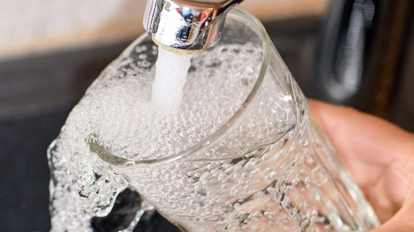 Überzeugt die Deutschen nicht voll und ganz: das Trinkwasser aus der Leitung