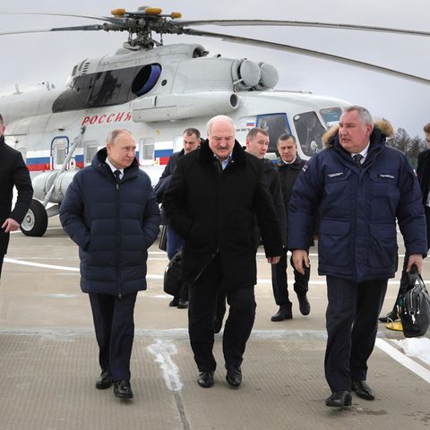 Wladimir Putin, Alexander Lukaschenko und Dmitri Rogosin