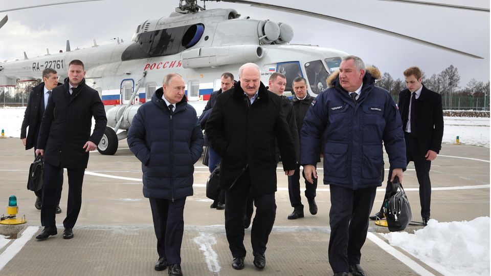 Vladimir Putin, Alexander Lukashenko and Dmitry Rogozin