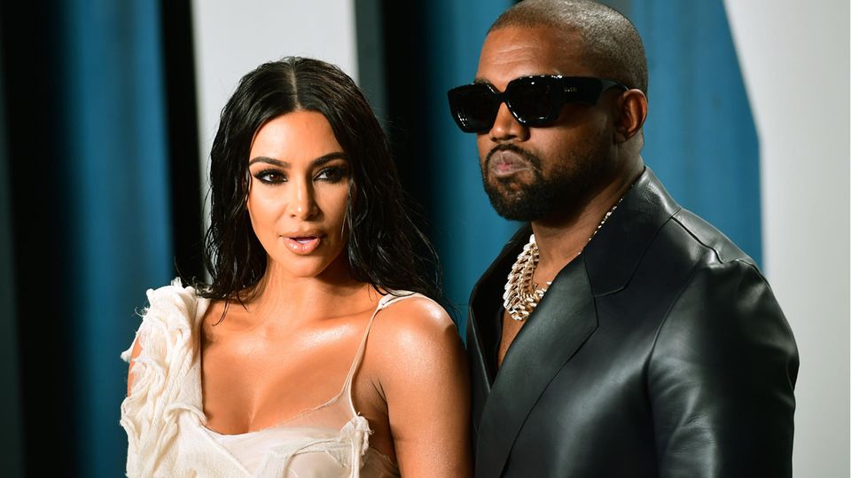 Kim Kardashian und ihr damaliger Mann Kanye West, Musiker, bei der Oscar-Party von Vanity Fair im Herbst 2020.